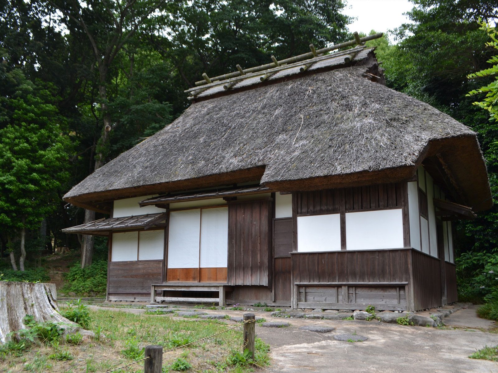 平尾山荘外観図