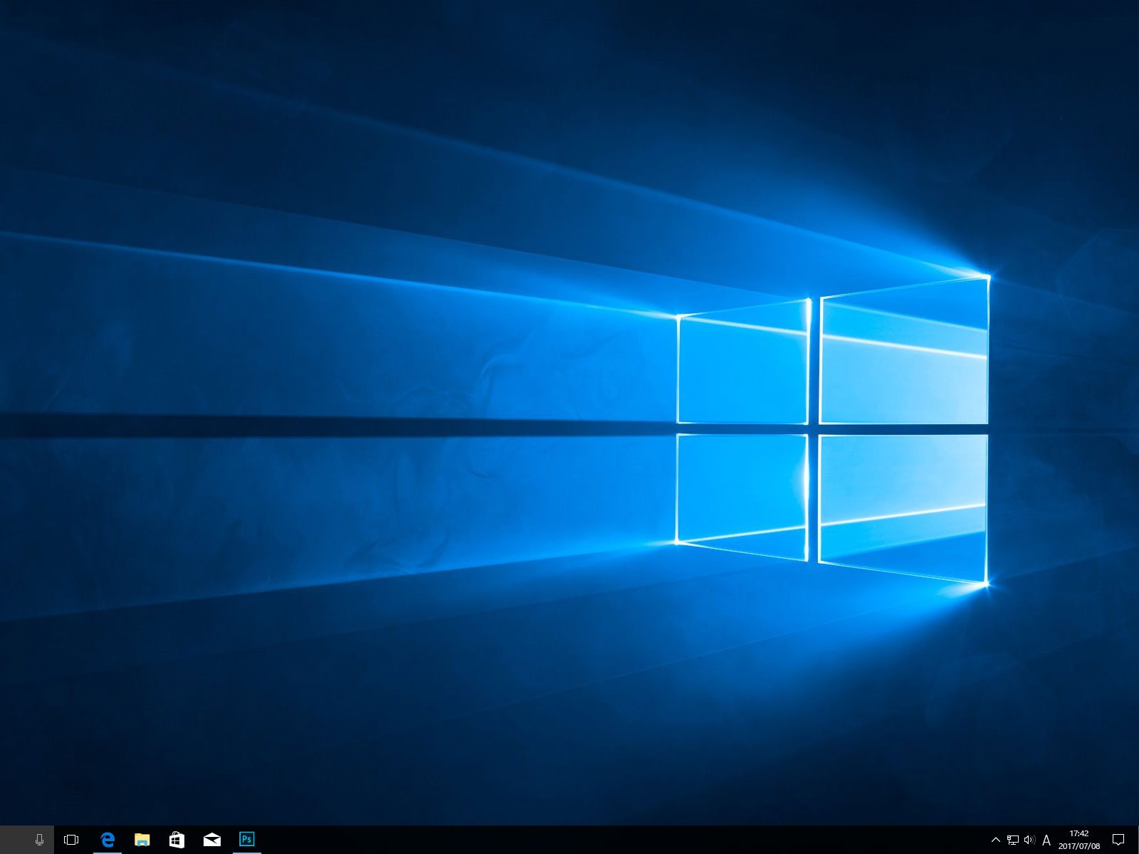 Windows 10 Anniversary Updateデスクトップイメージ